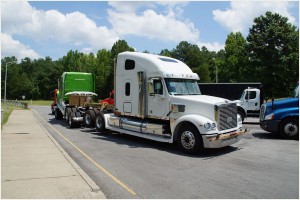 Trucker vogntog på vej mod Nashville