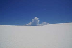 Skyer over White Sands