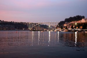Lysene tændes i Porto